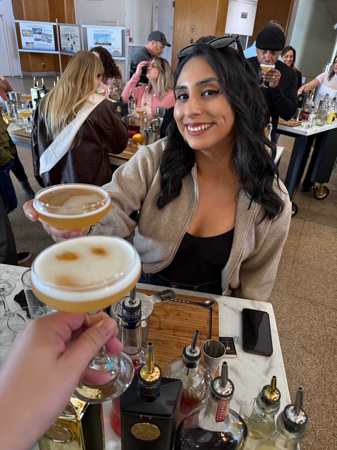 Date night cocktail class
